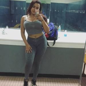 Meet your Posher, Stephanie